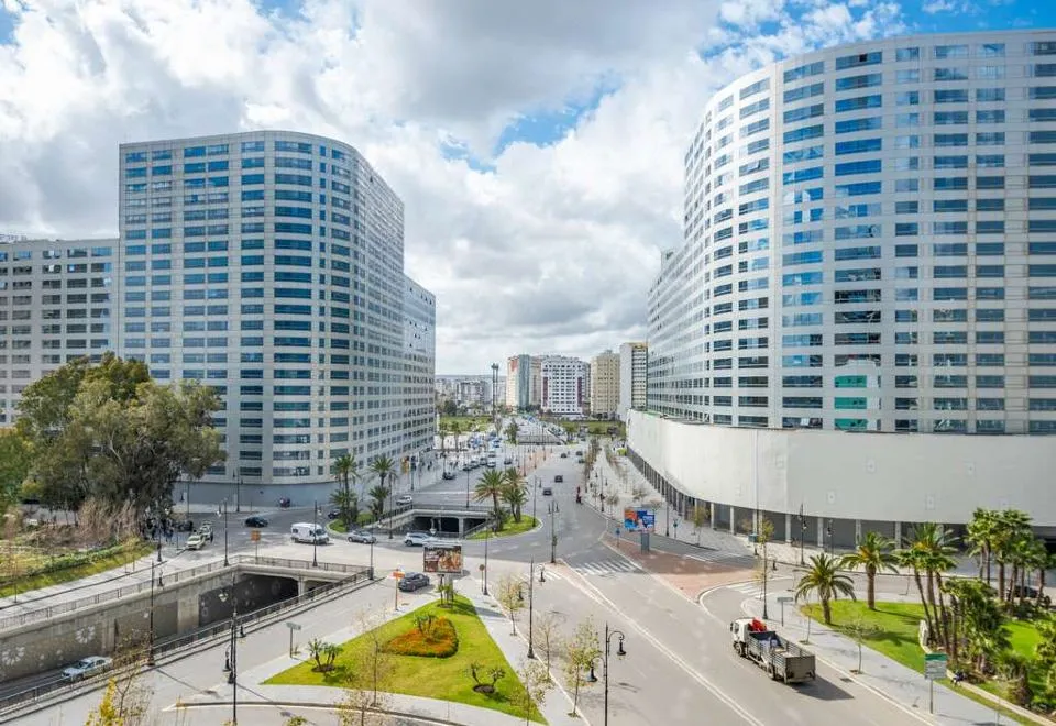 recherche dentiste à proximité - cabinet dentaire moderne à Tanger